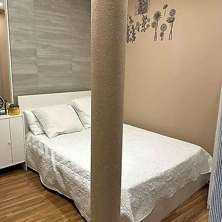 Sn-hostel 2*