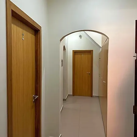 Sn-hostel Szálloda 2*